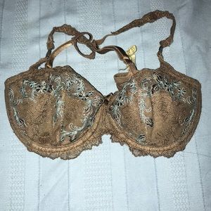 Lace balconet bra tan with blue detailing 32C
